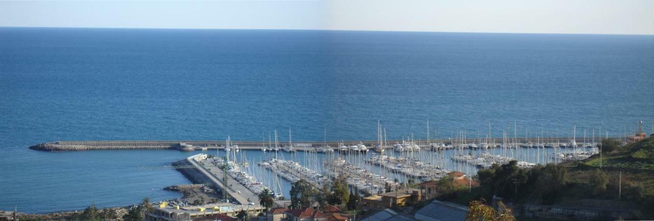 Del Mare Ligure Elvezia Apartment Santo Stefano al Mare